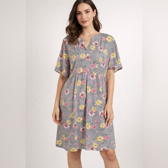 Kingston Dresses & Skirts - Kingston Grey Floral Mini Dress Short Sleeve SZ L NWT